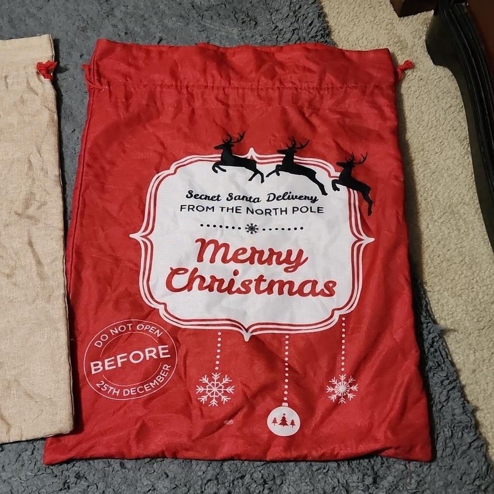 **Santa Clause burlap sacks** - Picture 4 of 5